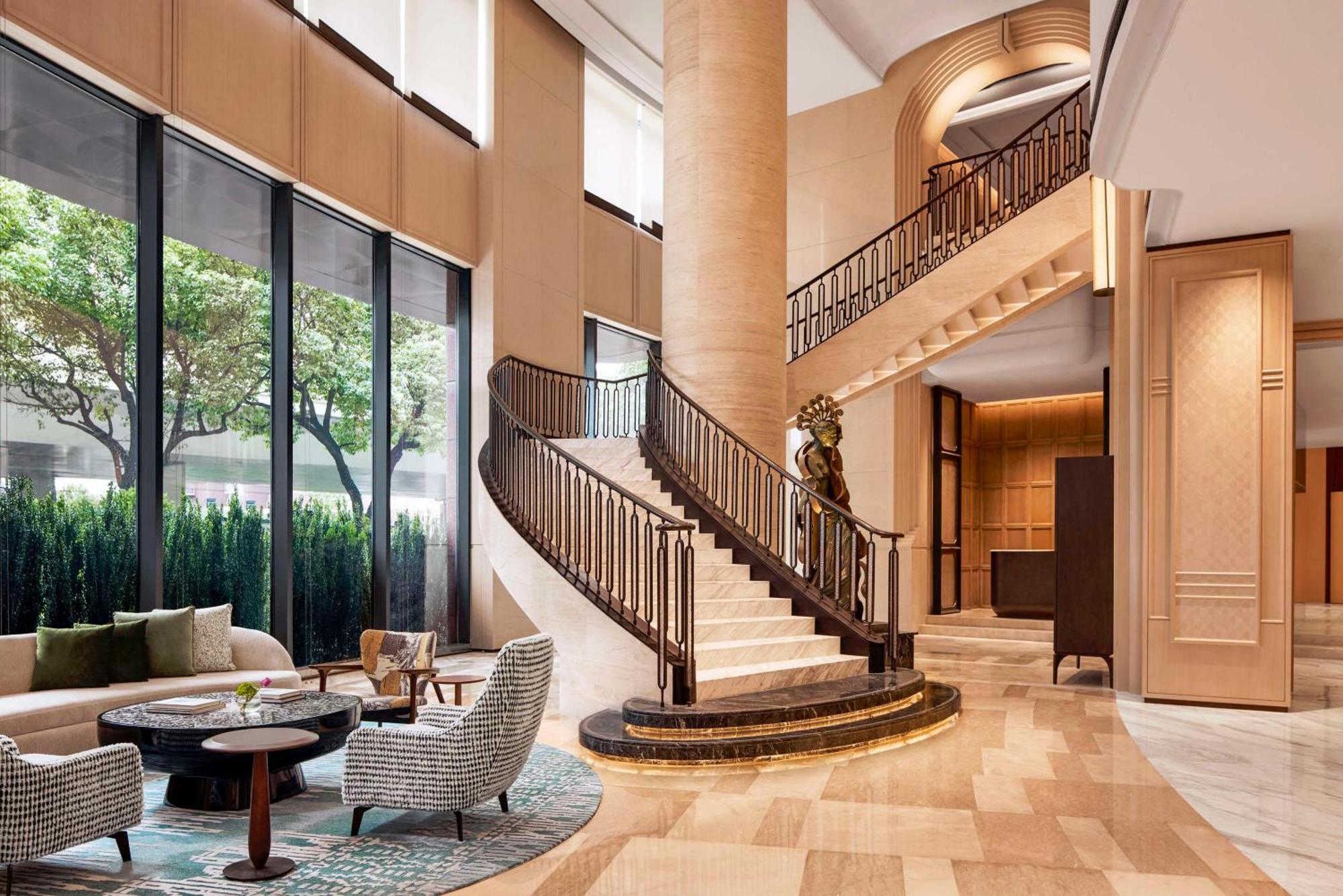 Khách sạn Hilton Center -steps From Iconic Landmarks Wukang Mansion And Jing'an Temple Thượng Hải